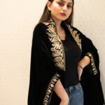 Embroidered Velvet Cape Orni Bara Chinaar Design