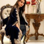 Navy Blue Velvet Cape with Tilla Embroidery Teen Chinar Design side