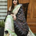 Black Pure Pashmina Shawl With Jamawar Paisley Octagon Embroidery