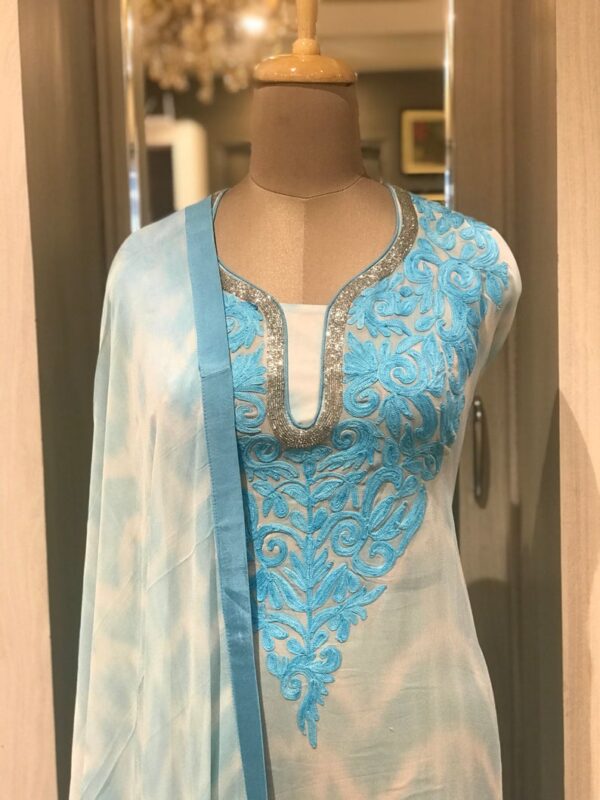Tie n Dye Cut Daana Aari Neck Women Salwar Suit close up