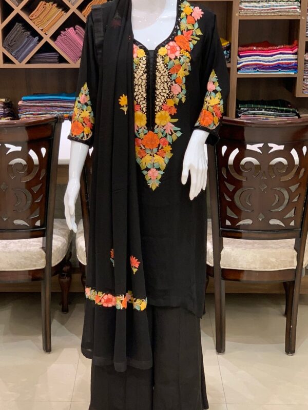 A stunningly fabulous Indian Ethnic fusion embroidered salwar suit, which you can wear on any occasion and receive many compliments.