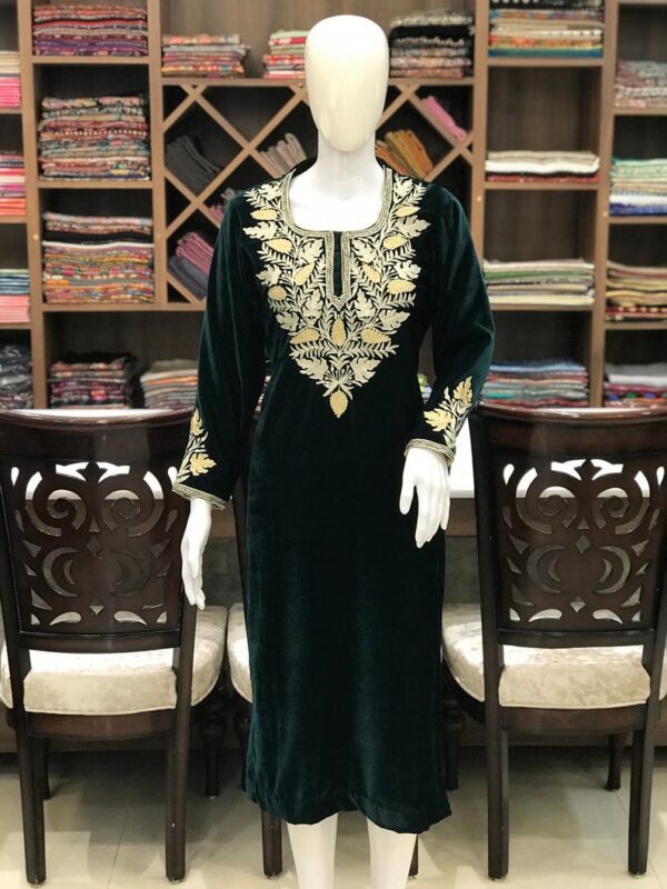 Bottle Green Velvet Kurta with Zari Embroidery