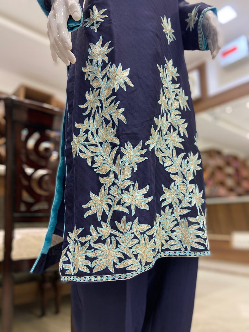 Tilla Embroidery with Thread Outline Kashmiri Salwar Suit 2