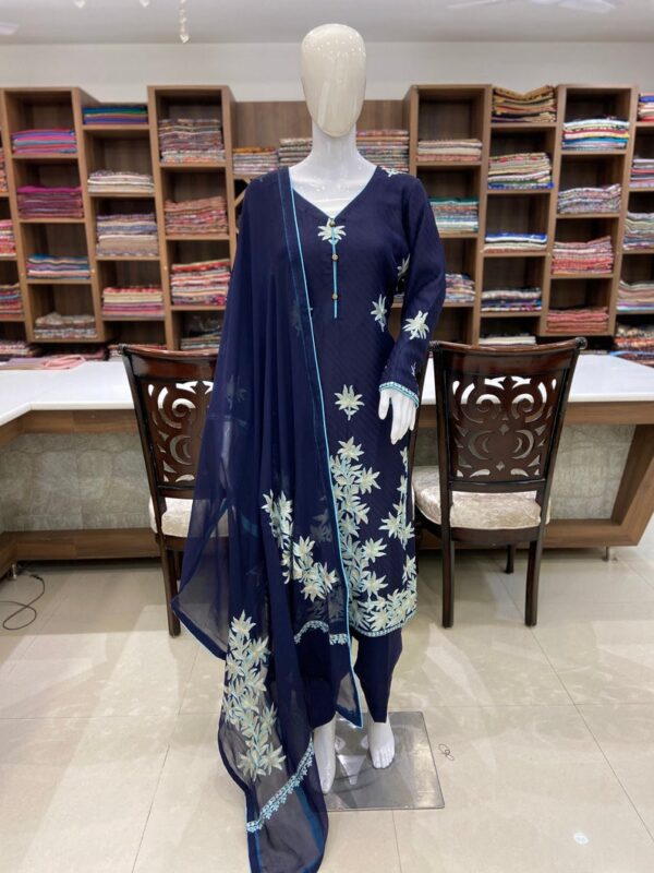Tilla Embroidery with Thread Outline Kashmiri Salwar Suit