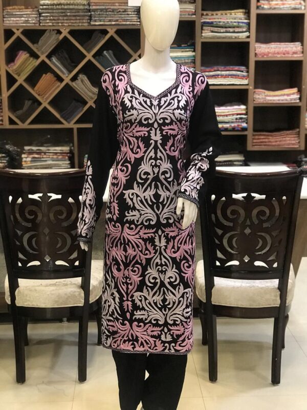 Dual Shade Pink Aari Embroidered Salwar Suit