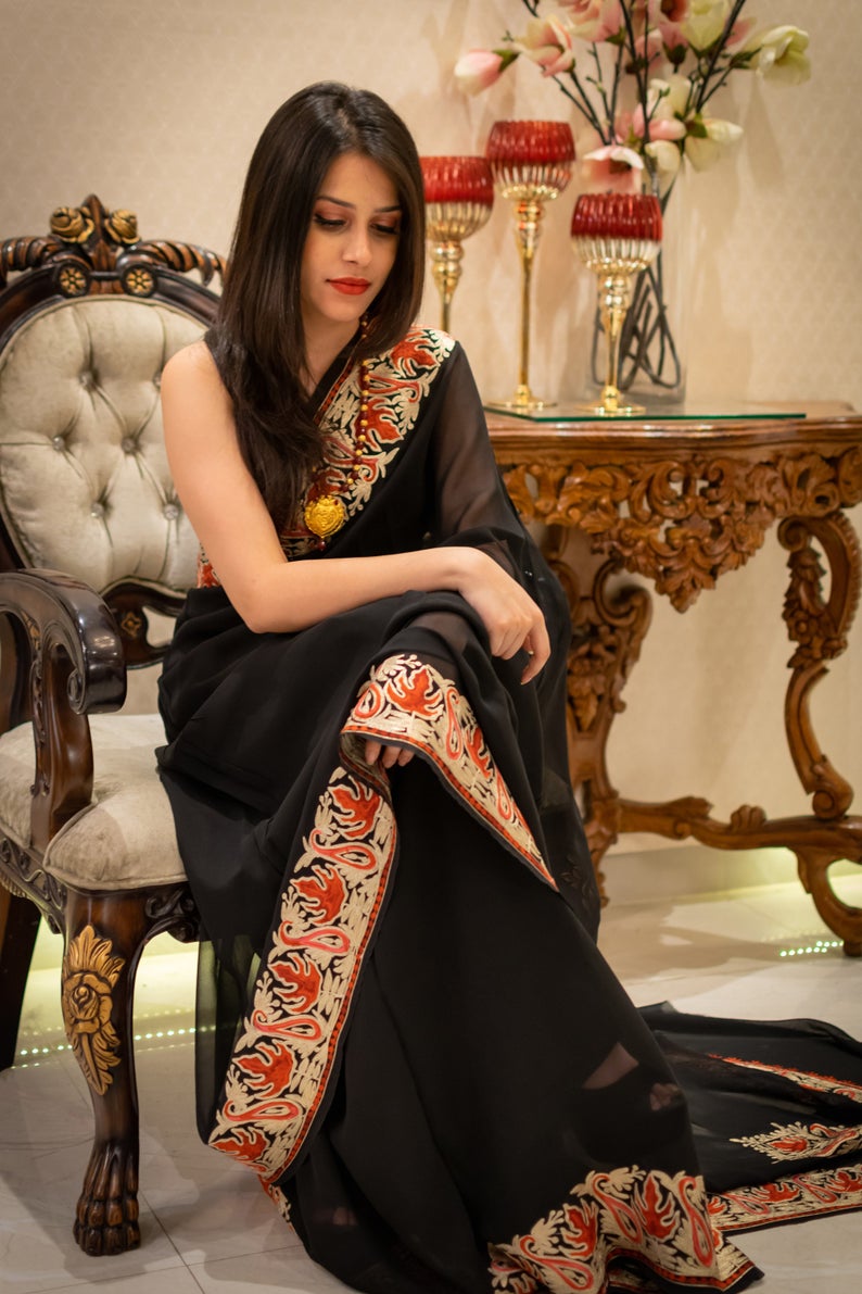 Organza printed Saree with Kashmiri Thread work with piping on Border  -Style Array