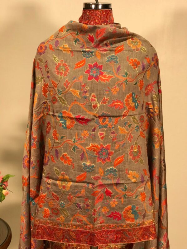 Mouse Grey Silk Kani Weave Dupatta close up