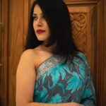Turquoise Chinar Jaal Embroidered Kashmiri Saree