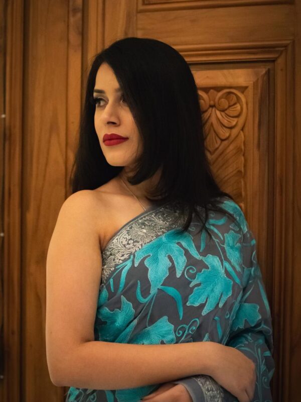 Turquoise Chinar Jaal Embroidered Kashmiri Saree