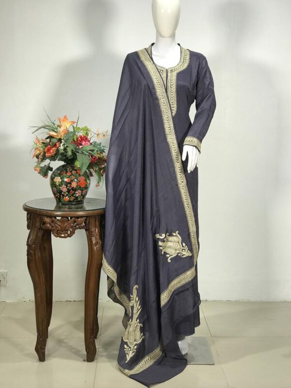 Tilla Chuptri Embroidered Salwar Suit Front