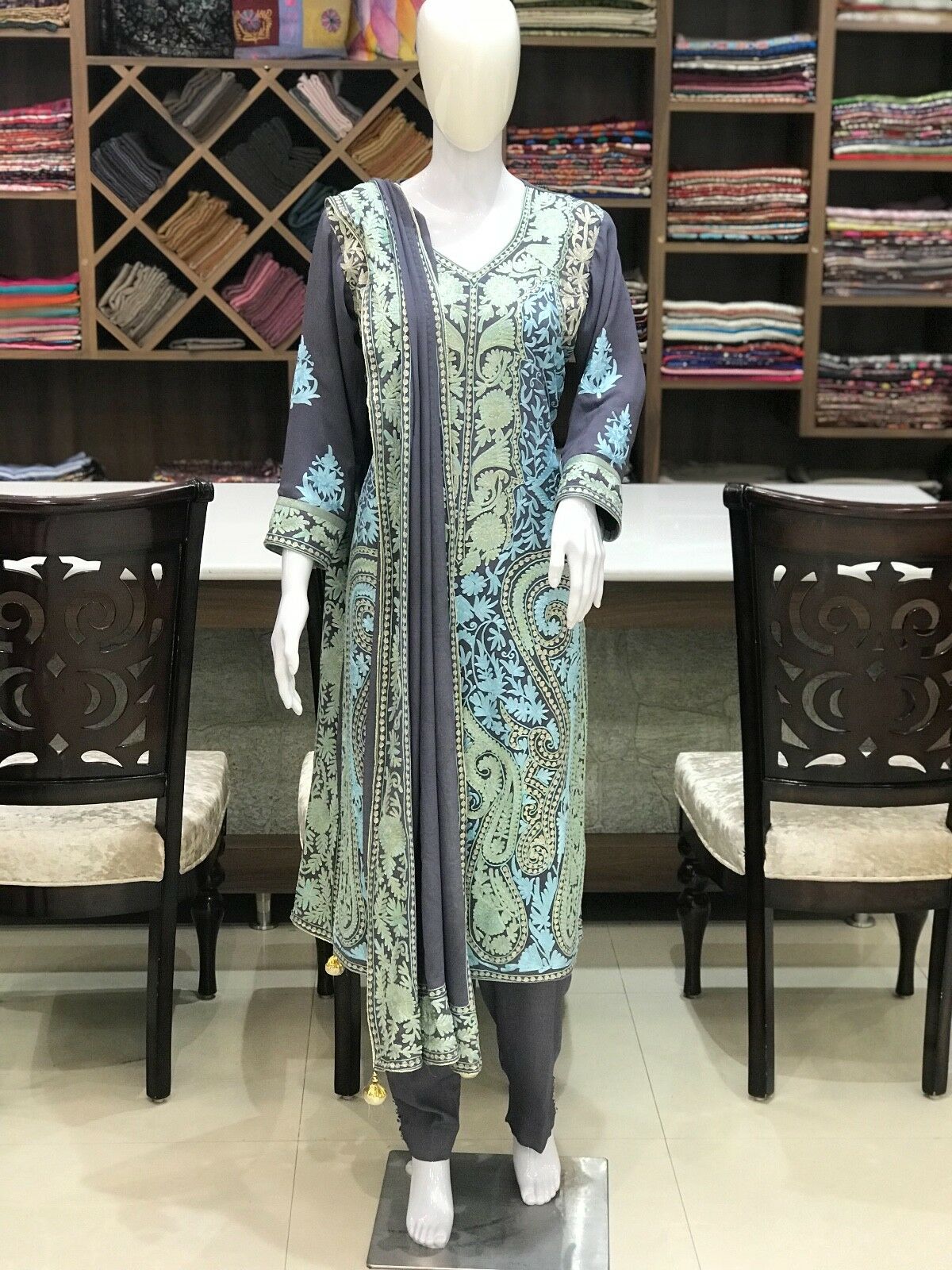 Aari Tilla Paisley Jaal Embroidery Shalwar Suit: Grey