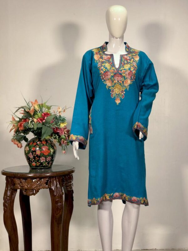 Half Band Style Woollen Kashmiri Pheran with Aari Work: Turquoise