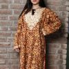 Red Pure Wool Kashmiri Phiran with Jaal Paisley Embroidery