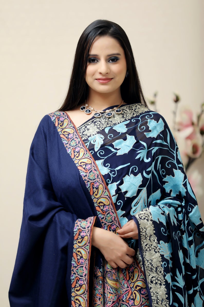 Navy Blue Kashmiri Saree with Turquoise Chinar Jaal Close up