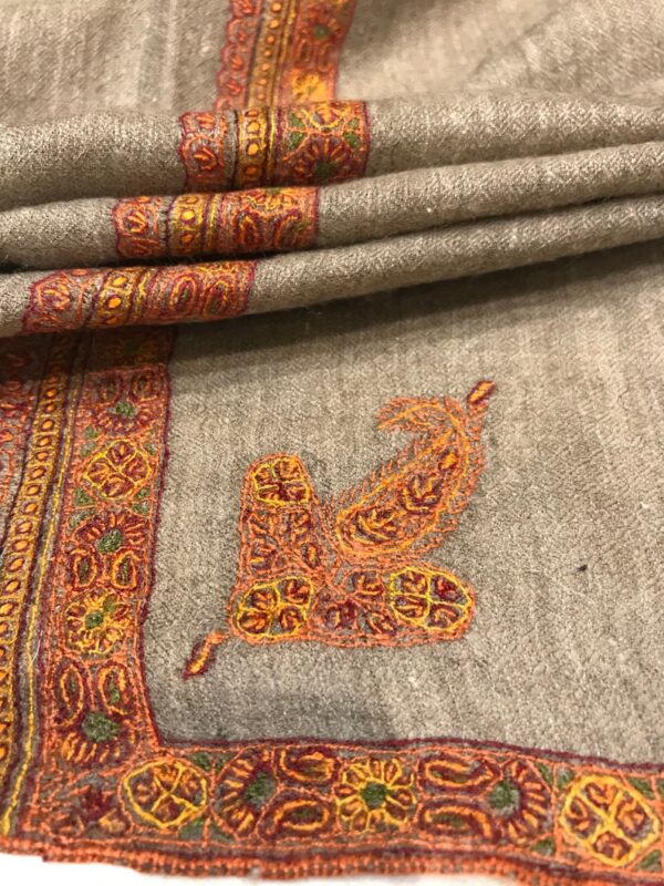 Toosh Colour Pure Pashmina Shawl with Sozni Hand Embroidery close up