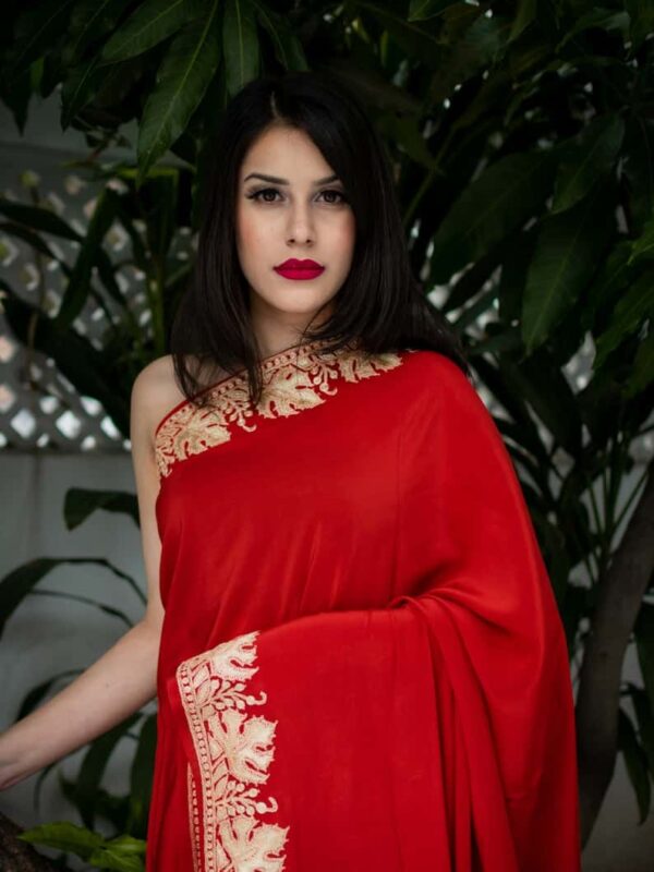 Pure Crepe Saree with Chinar Border Tilla Embroidery