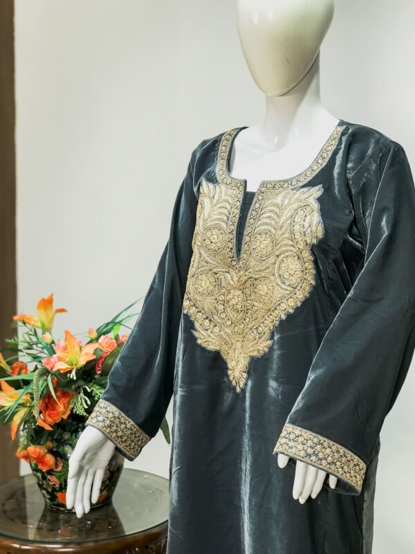 Grey Velvet Phiran with Tilla Work close up