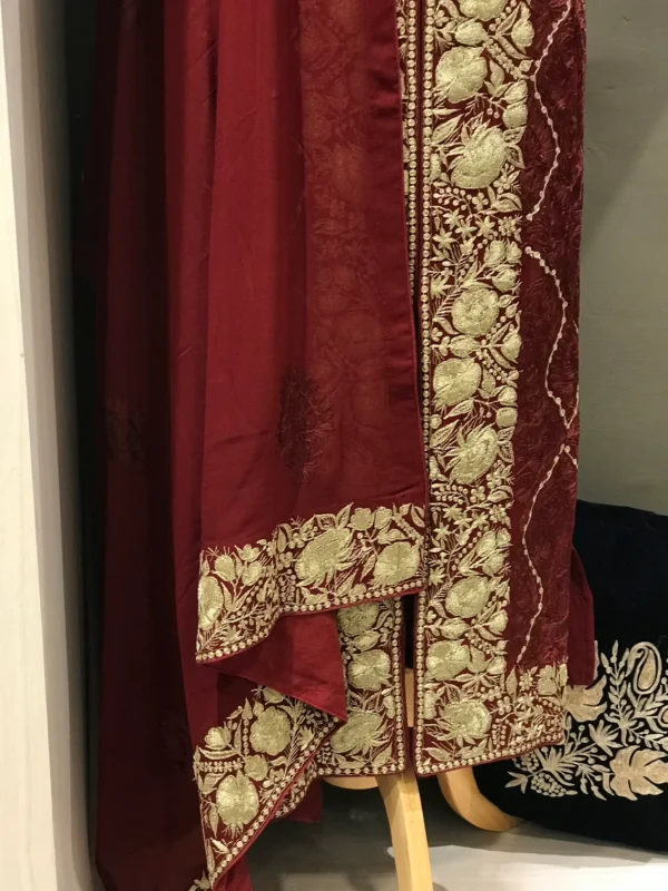 Monochromatic Jama Aari and Tilla Embroidered Salwar Suit: Red closeup