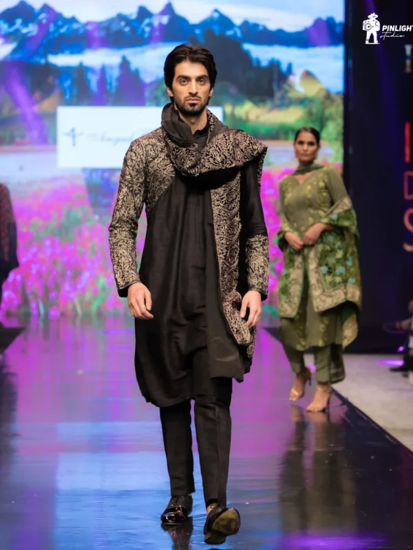 Black Raw Silk Kurta Pyjama with Velvet Shawl with Kashmiri Zari Thread Embroidery Front