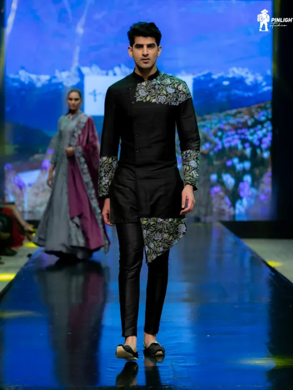 Black Raw Silk Kurta Pyjama with Kashmiri Aari Embroidery
