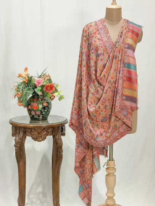Natural Pashmina Stole: Shades of Red and Pink
