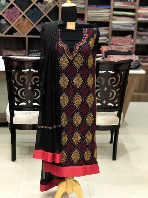 Sozni Hand Embroidered Kashmiri Women Diamond Suit