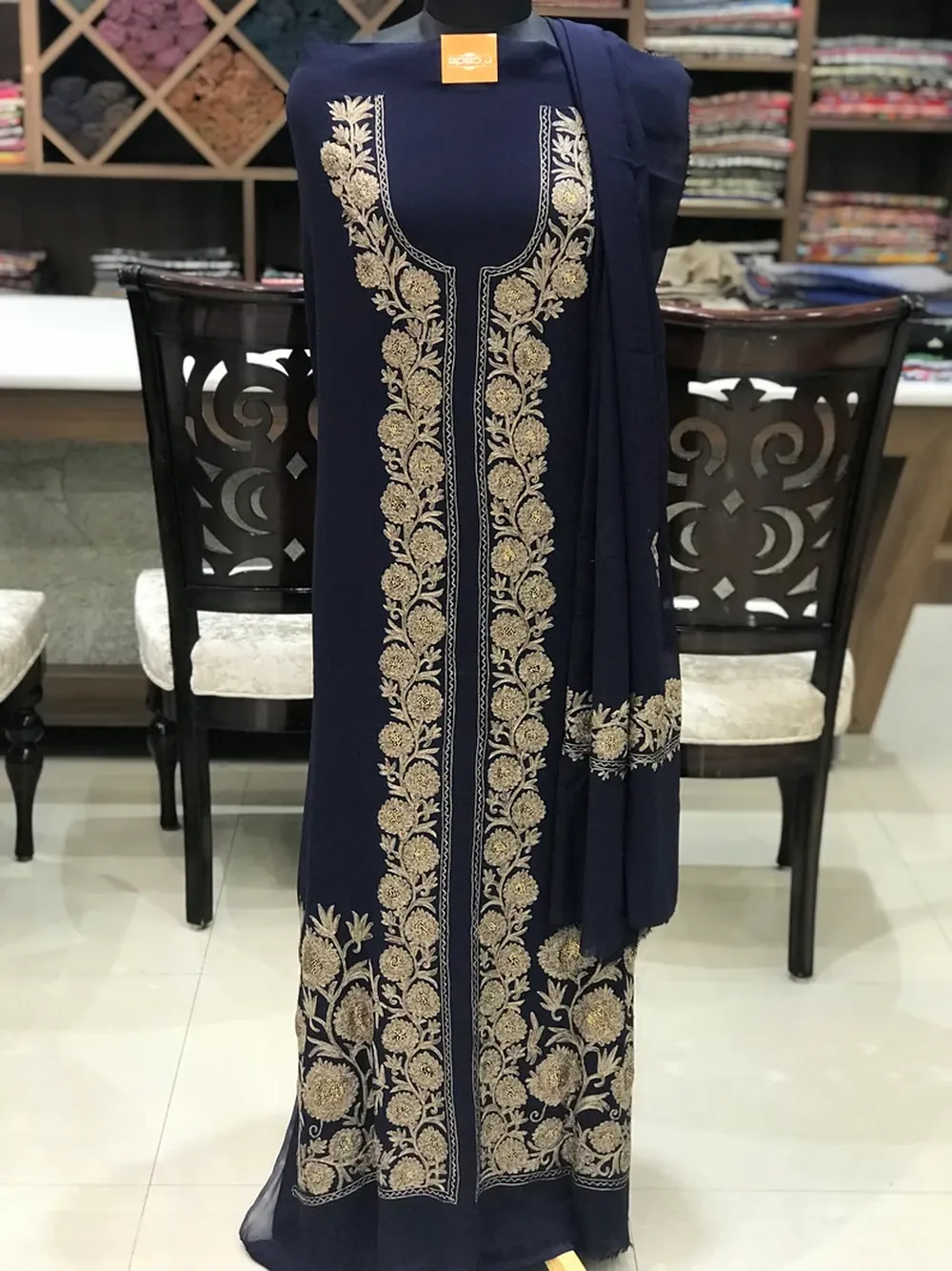 Buy Online Elegantly Aari Embroidered Summer Cool Cotton Suit | Kashmiri  Suit | Kashmir Box – KashmirBox.com