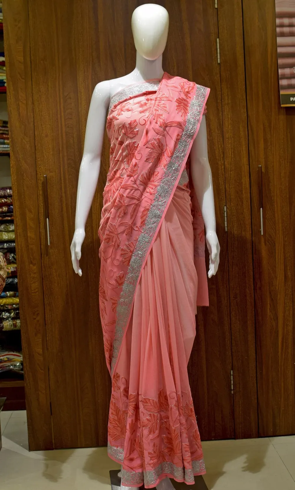 Pink Georgette Zari & Aari Fusion Embroidered Kashmir Saree