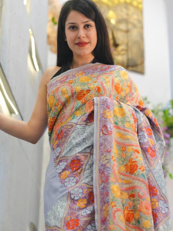 Lavender Viscose Georgette Zari & Aari Fusion Embroidered Kashmiri Saree front