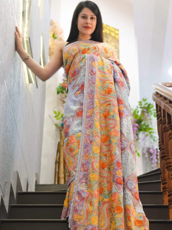 Lavender Viscose Georgette Zari & Aari Fusion Embroidered Kashmiri Saree