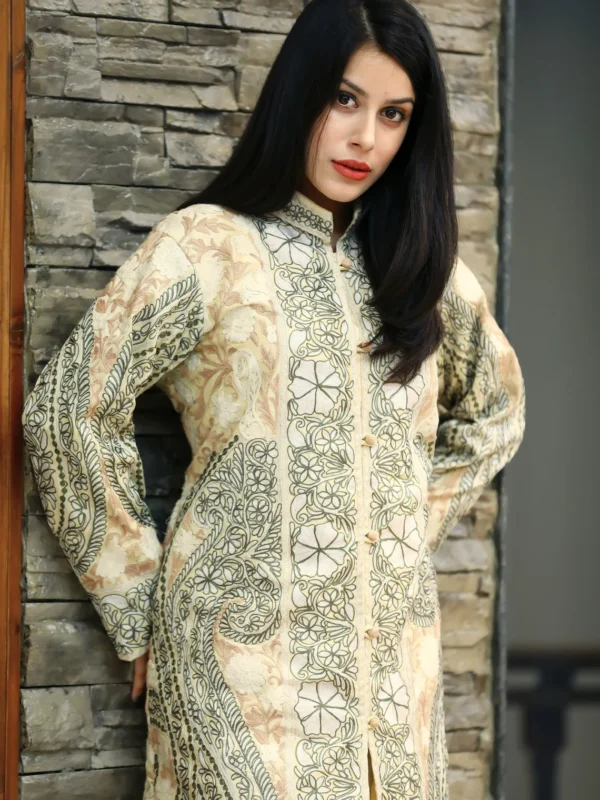 Light Yellow Pure Wool Kashmiri Jamawar Embroidered Women Coat front