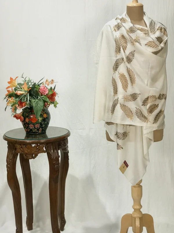 Off-White Fine Wool Stole with Thread Embroidery And Zari Detailing