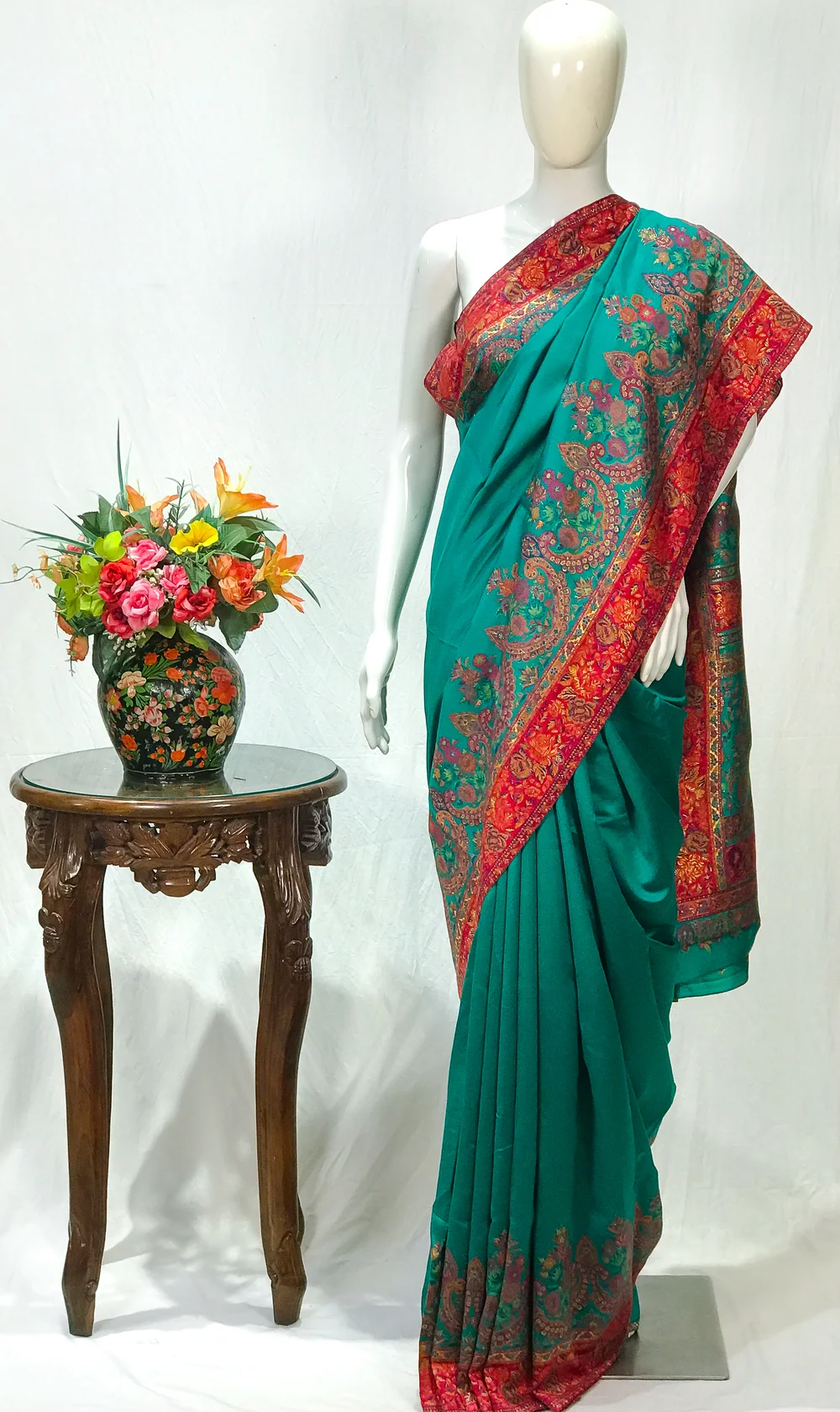 Pine Green Modal Silk Kani Saree with Floral Pallu Design
