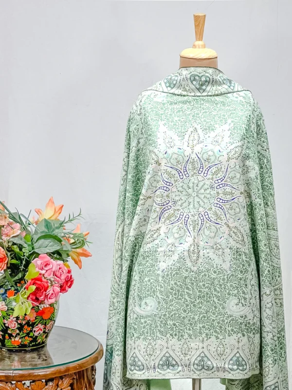 Pista Green Women Kashmiri Sozni Jaal Pure Pashmina Shawl With Hand Embroidery