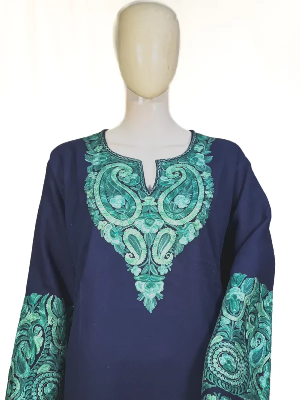 Woollen Phiran with Aari Embroidery
