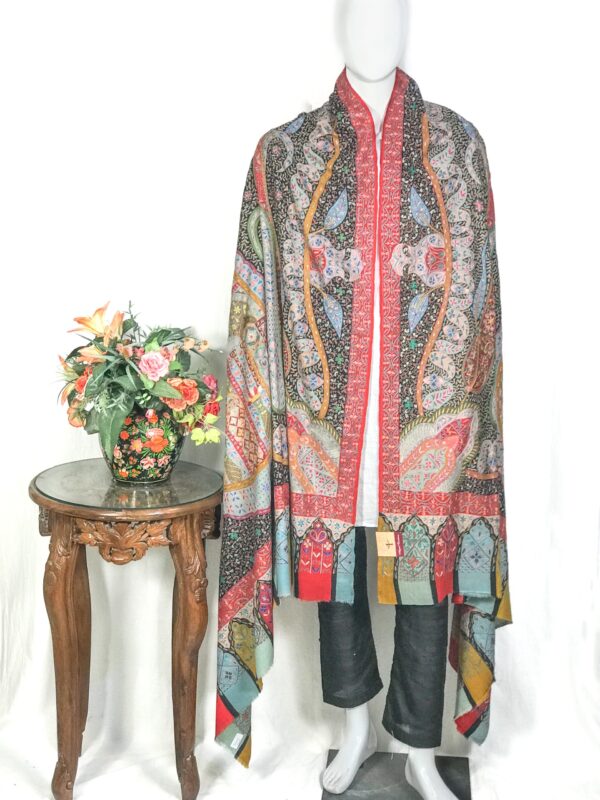 kamlamkari pashmina shawl