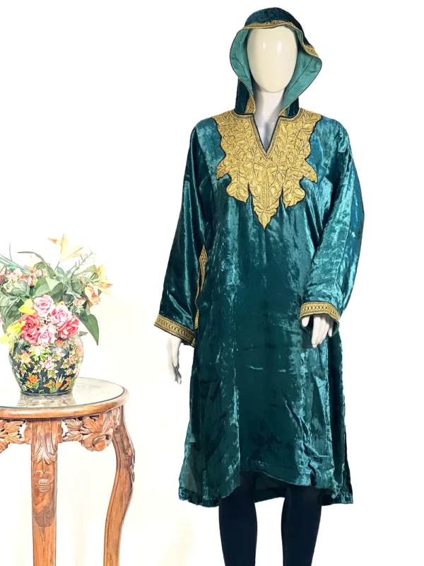 Kashmiri Velvet Hoddie Phiran With Tilla Hand Embroidery