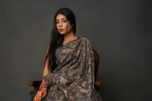 Model wearing Silk Aari Embroidered-Kashmiri-Saree